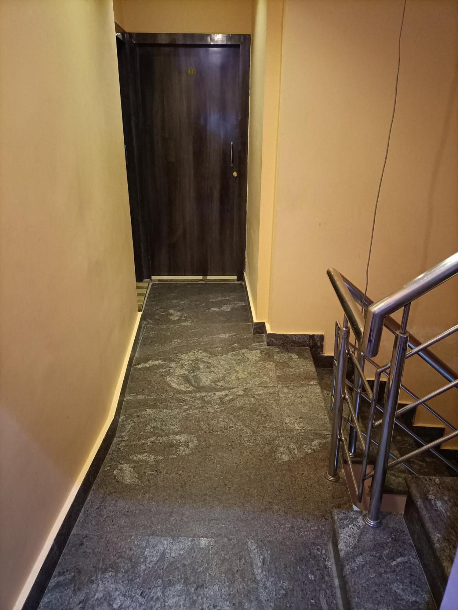 Hotel Picasso Varanasi Prime Location מראה חיצוני תמונה