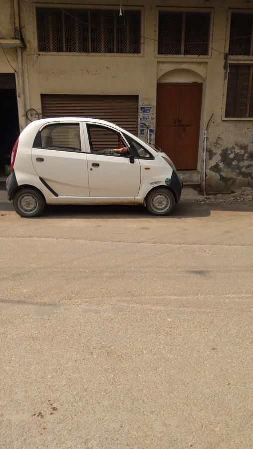 Hotel Picasso Varanasi Prime Location מראה חיצוני תמונה